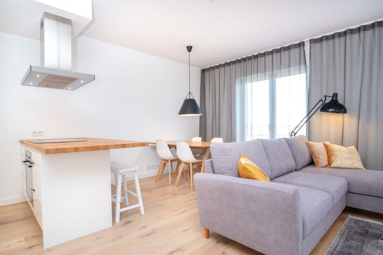 Dream Stay - 2 Porto Franco Apartments Near Old Town タリン エクステリア 写真