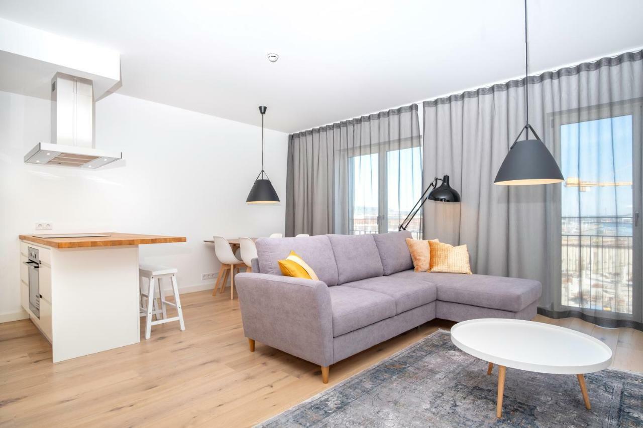 Dream Stay - 2 Porto Franco Apartments Near Old Town タリン エクステリア 写真